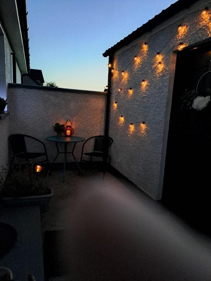 Red Gate Cottage Buncrana Exterior photo